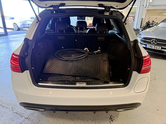 Mercedes-Benz C300 21 of 22