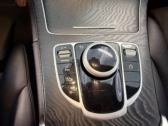 Mercedes-Benz C300 15 of 22