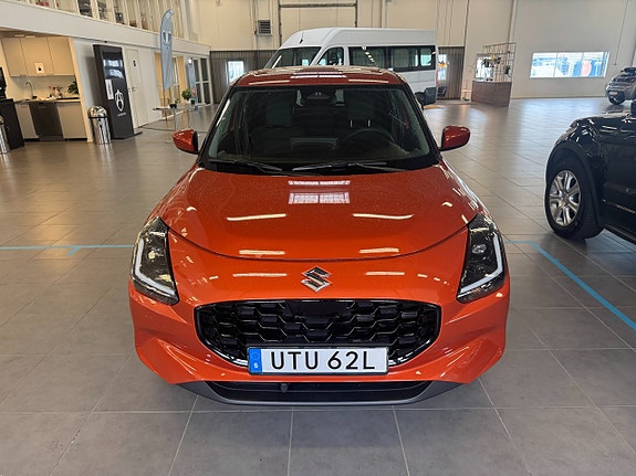 Suzuki Swift 2 of 6