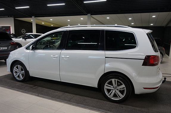 Volkswagen Sharan 2 of 6