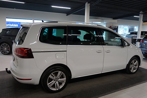 Volkswagen Sharan 3 of 6