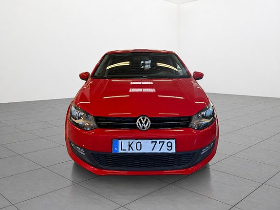 Volkswagen Polo 2 of 9