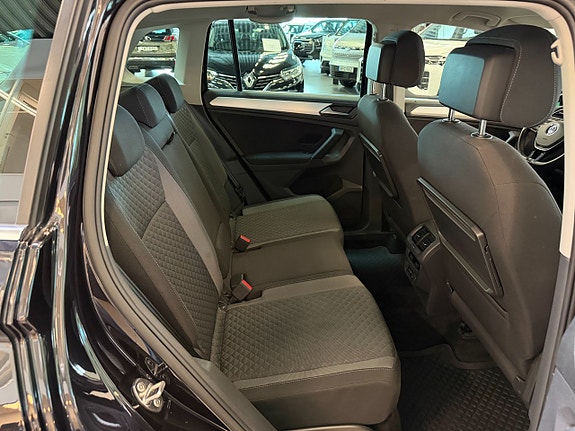 Volkswagen Tiguan 10 of 11