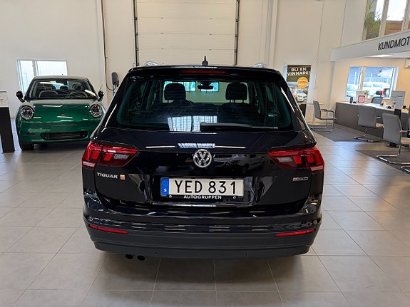 Volkswagen Tiguan 6 of 11