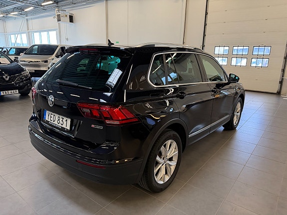 Volkswagen Tiguan 5 of 11
