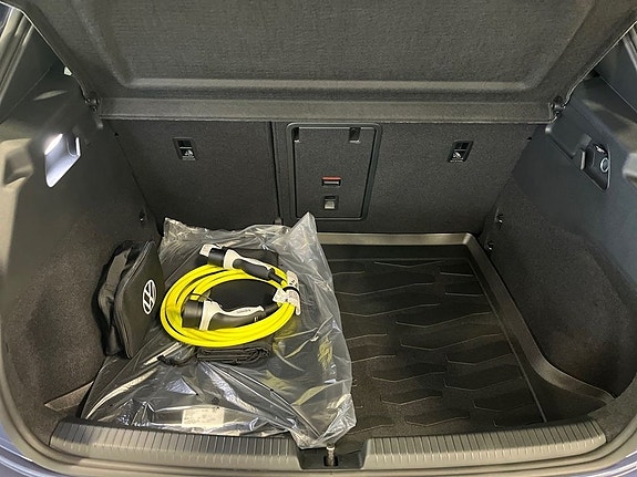 Volkswagen ID.3 Neo 10 of 14