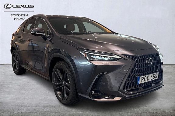 Lexus NX450h+ 24 of 26