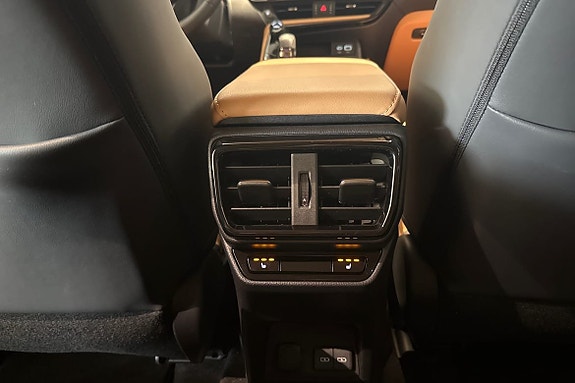 Lexus NX450h+ 22 of 26