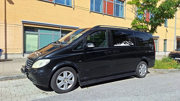 Mercedes-Benz Viano 5 of 14