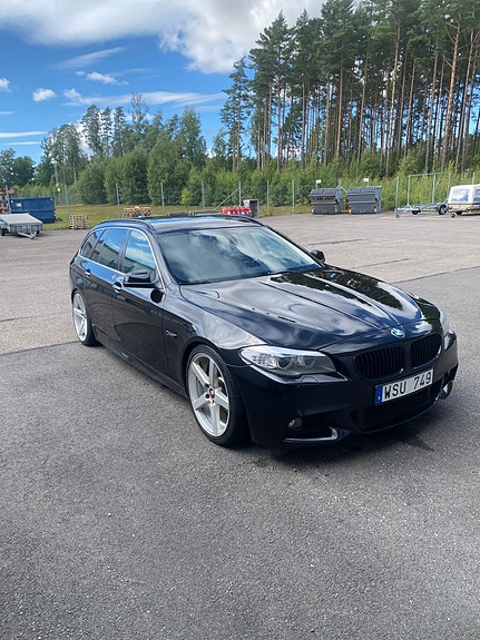 BMW 520d 3 of 10