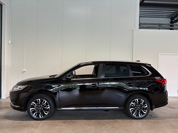 Mitsubishi Outlander 5 of 23