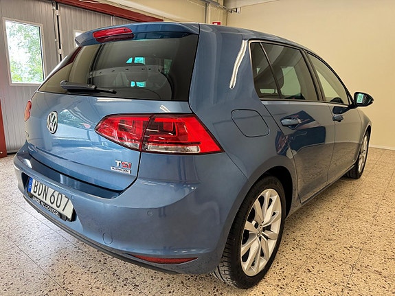 Volkswagen Golf VII 4 of 10