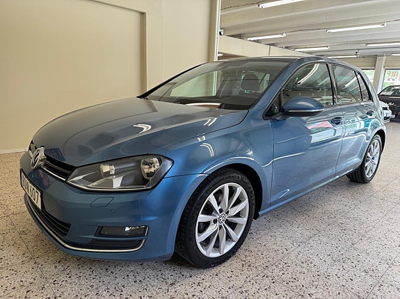 Volkswagen Golf VII