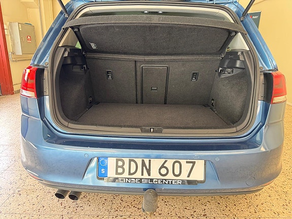 Volkswagen Golf VII 5 of 10