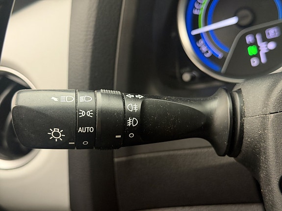 Toyota Auris 25 of 30