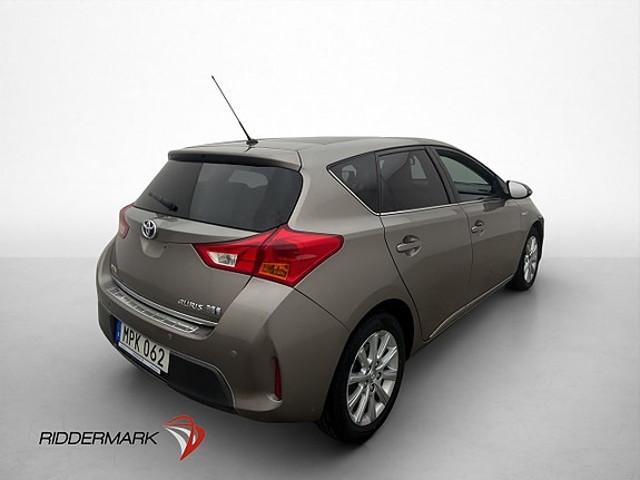 Toyota Auris 6 of 30