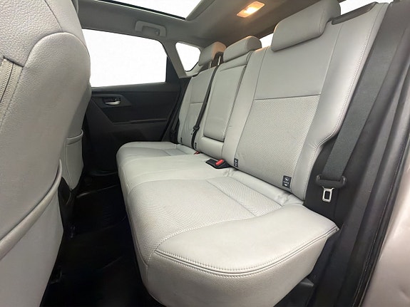 Toyota Auris 10 of 30
