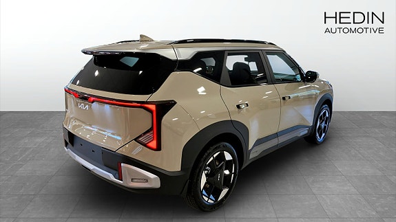 Kia Seltos 2 of 14
