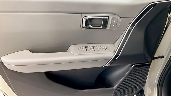 Kia Seltos 11 of 14