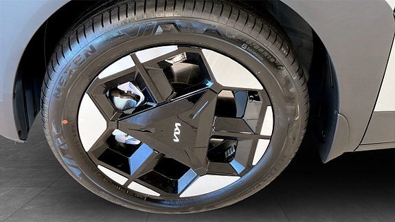 Kia Seltos 9 of 14
