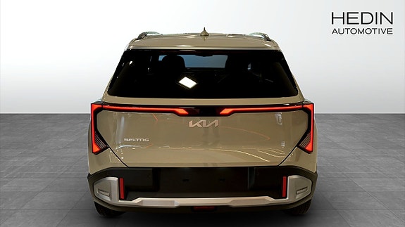 Kia Seltos 7 of 14