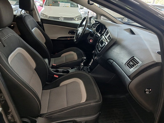 Kia Ceed 13 of 20