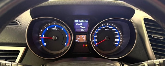 Hyundai i30 18 of 23