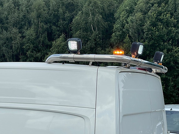 Volkswagen Crafter 8 of 24