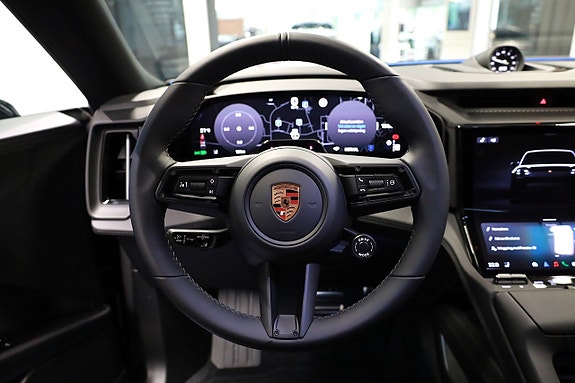 Porsche Cayenne 19 of 30