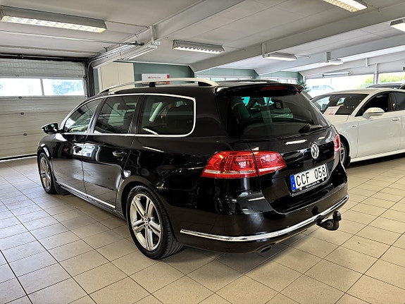Volkswagen Passat 4 of 15
