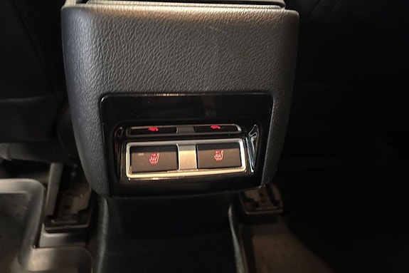 Subaru Forester 25 of 28