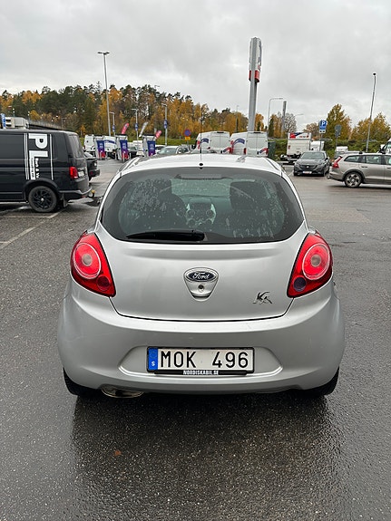 Ford Ka 2 of 4