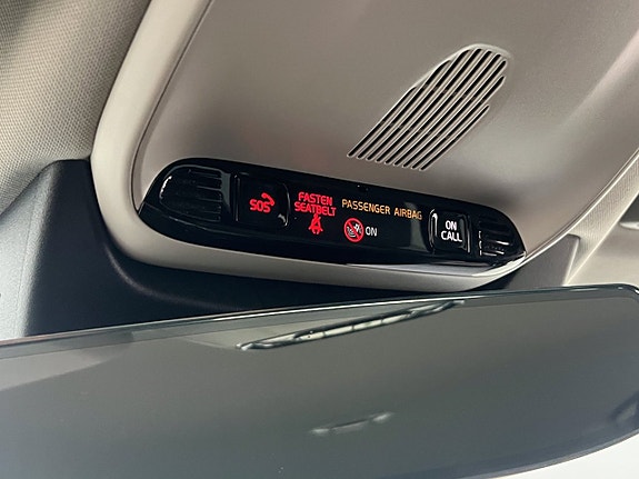 Volvo V90 Cross Country 26 of 30