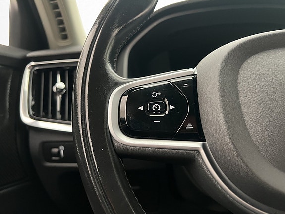 Volvo V90 Cross Country 24 of 30