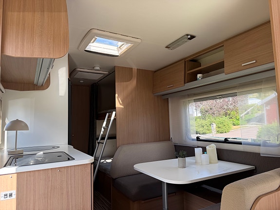 Adria Adria Aviva 512 PT Barnkammarvagn 2013 | Solceller | Förtält | 5 sovplatser 5 of 11