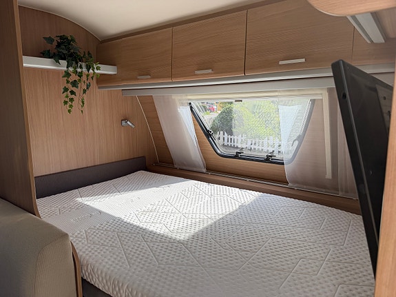Adria Adria Aviva 512 PT Barnkammarvagn 2013 | Solceller | Förtält | 5 sovplatser 4 of 11