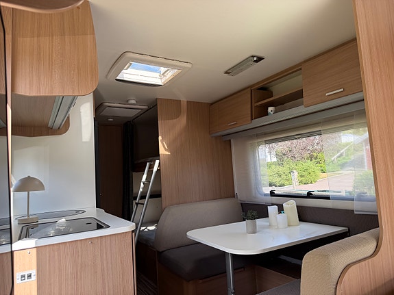 Adria Adria Aviva 512 PT Barnkammarvagn 2013 | Solceller | Förtält | 5 sovplatser 8 of 11