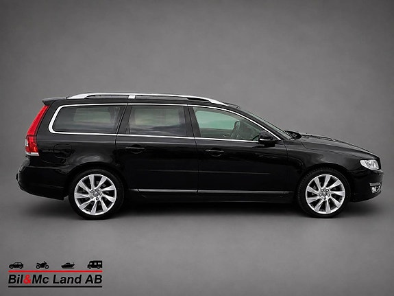 Volvo V70 7 of 25