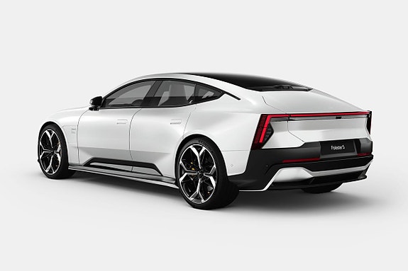 Polestar 5 4 of 13