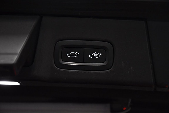 Volvo V90 Cross Country 23 of 24