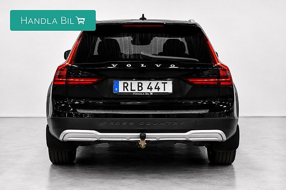 Volvo V90 Cross Country 6 of 24