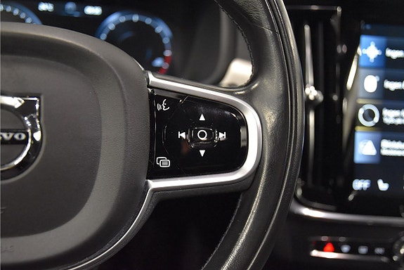 Volvo V90 Cross Country 11 of 24