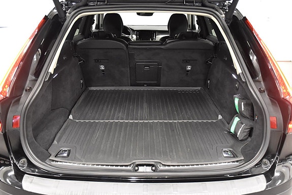 Volvo V90 Cross Country 24 of 24
