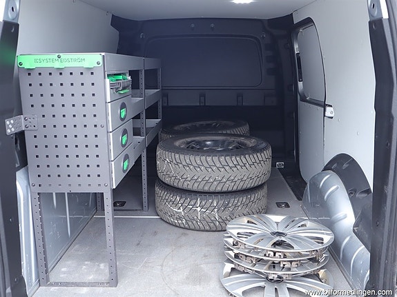 Volkswagen Caddy 14 of 21