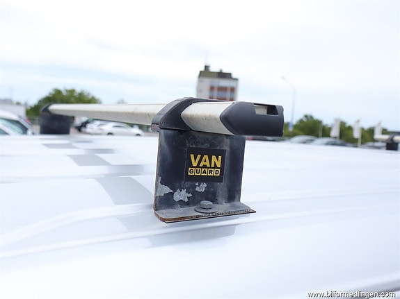 Volkswagen Caddy 16 of 21