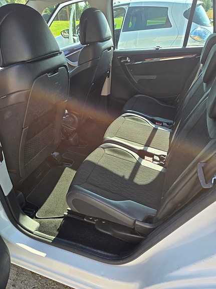 Citroen Grand C4 Picasso 6 of 8