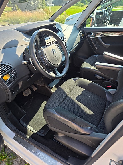 Citroen Grand C4 Picasso 7 of 8
