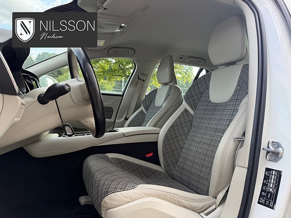 Volvo V60 21 of 30