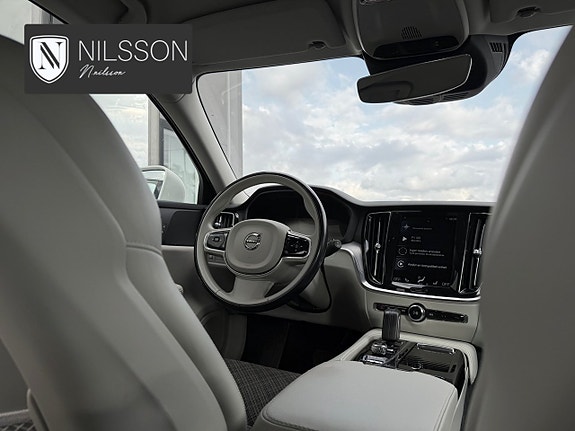 Volvo V60 28 of 30