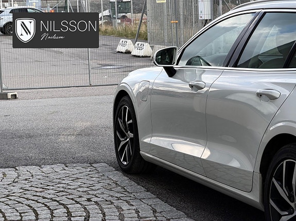 Volvo V60 11 of 30